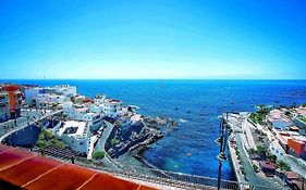 Front Line Ocean View 2Bed Wi-Fi Your Holiday Home